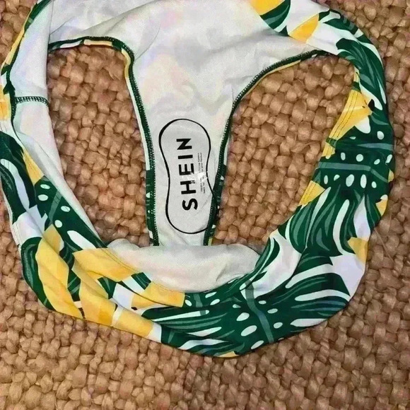 SHEIN women’s Green &‎ yellow bathing suite bottoms size 3X - Picture 4 of 4